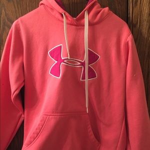Under Amour pink sweatshirt